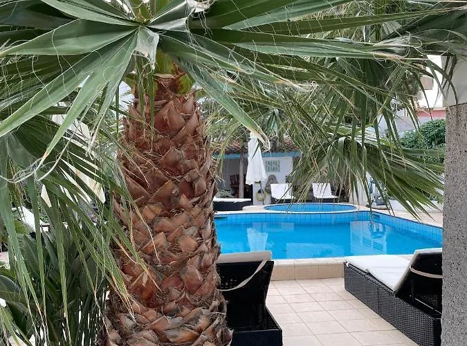 Dessena فندق مبيت وإفطار كالا ليبيروتو