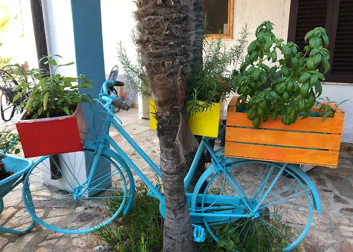 فندق مبيت وإفطار Dessena