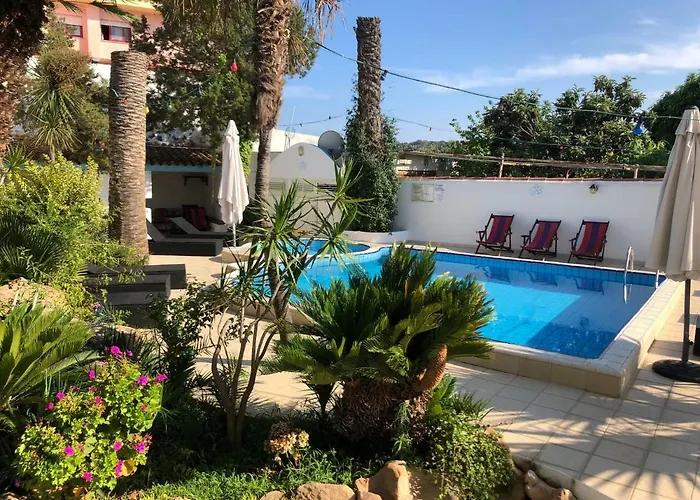 فندق مبيت وإفطار Dessena كالا ليبيروتو