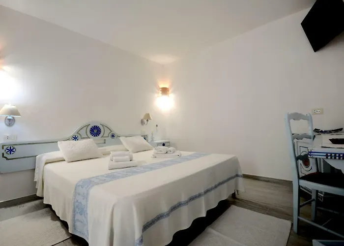 Dessena فندق مبيت وإفطار كالا ليبيروتو